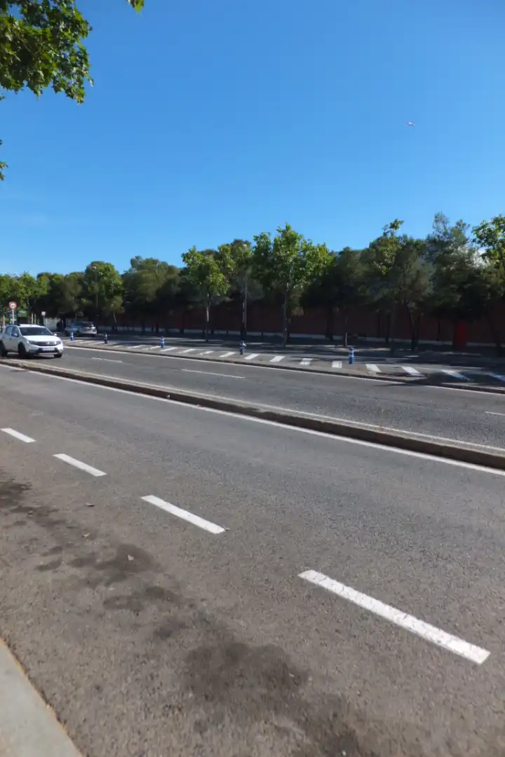 Außenansicht von Geschaftsraum zur Miete in Reus mit Internet