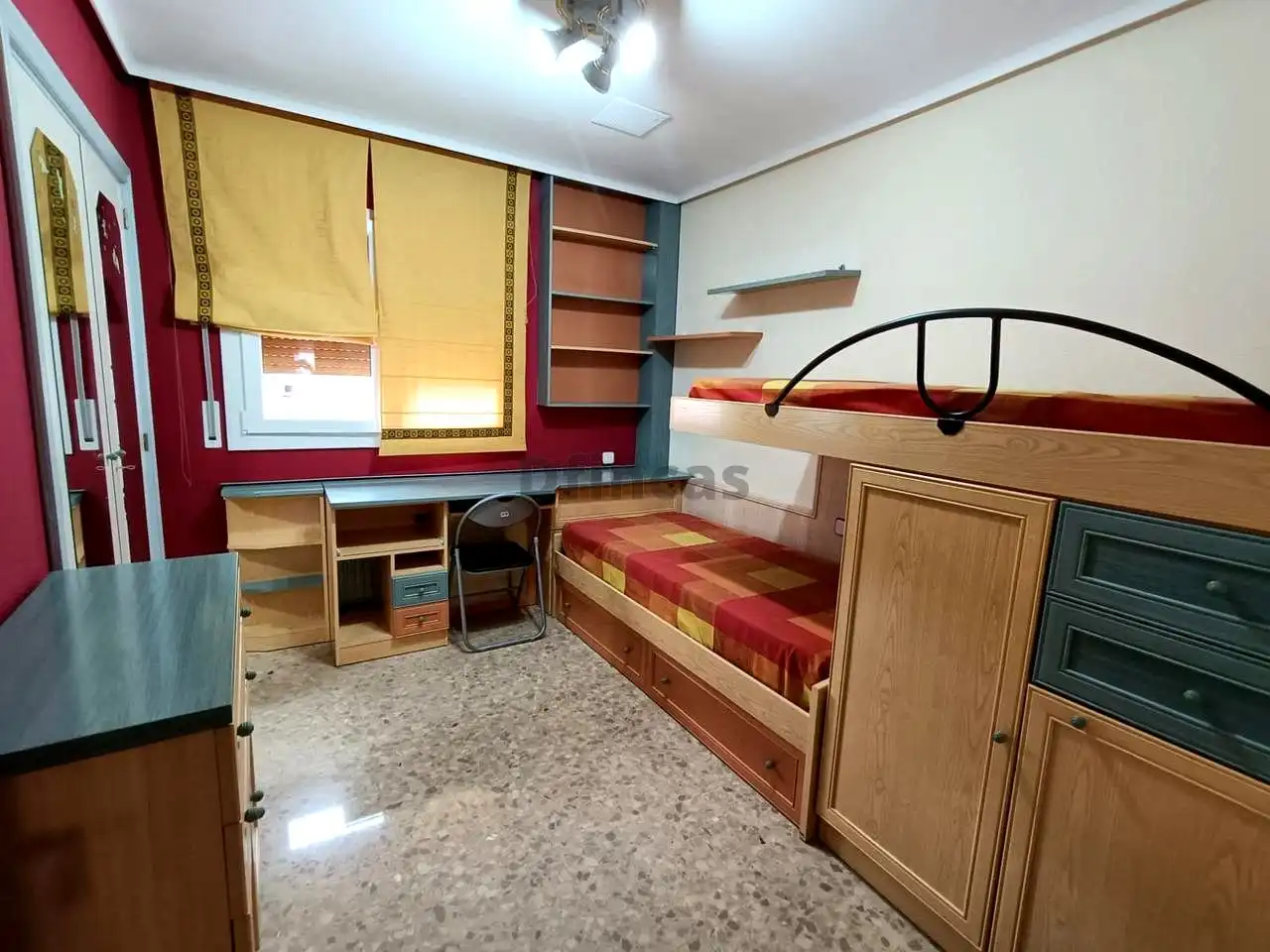 Schlafzimmer von Wohnung zur Miete in Teruel mit Heizung, Terrasse und Möbliert