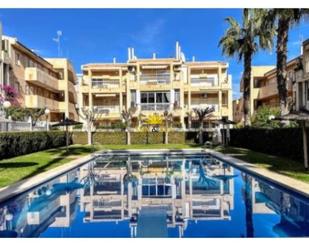 Exterior view of Apartment to rent in Torrevieja  with Heating, Swimming Pool and Furnished