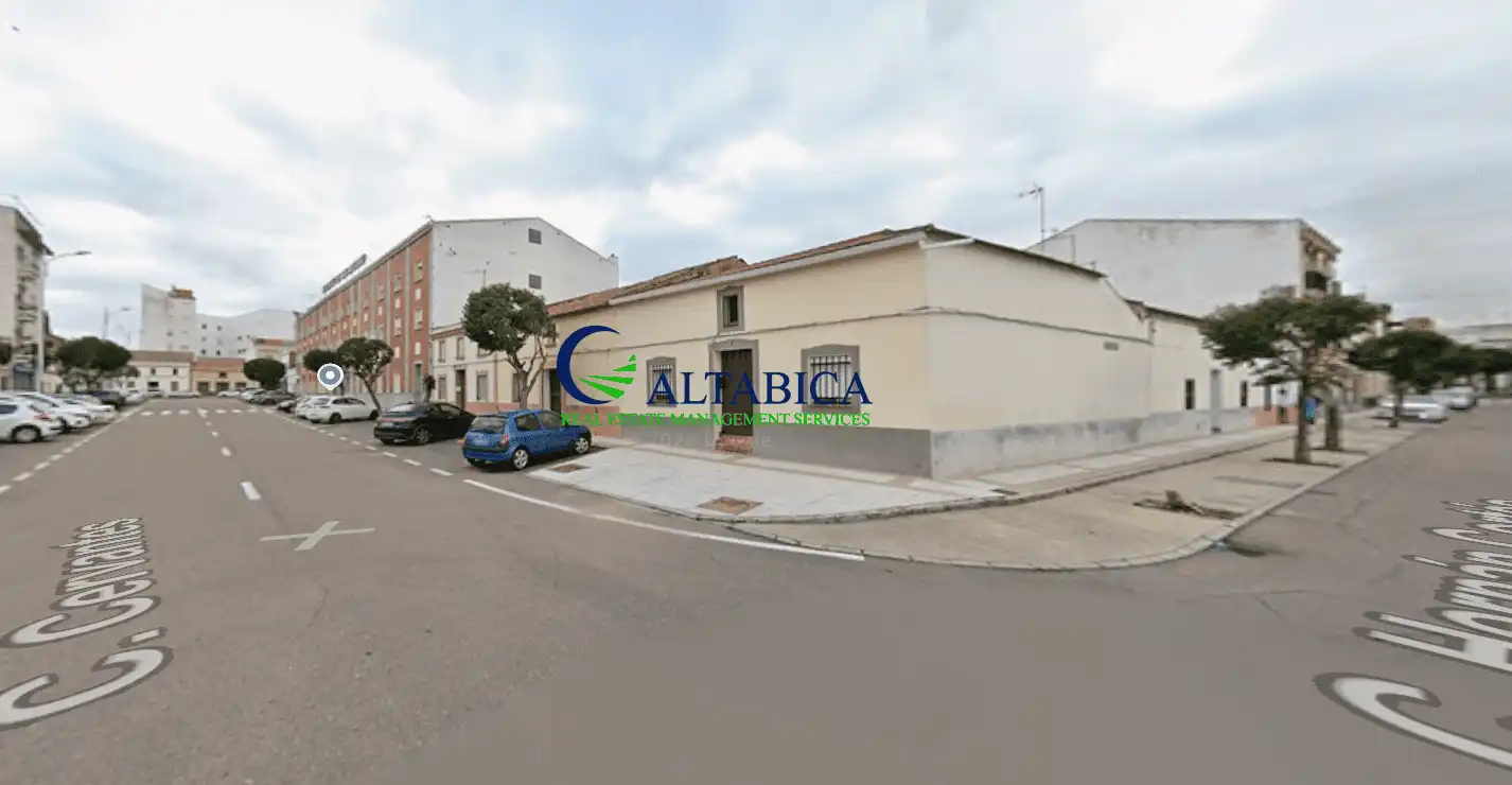 Casa en venta en Cervantes, imagen 3