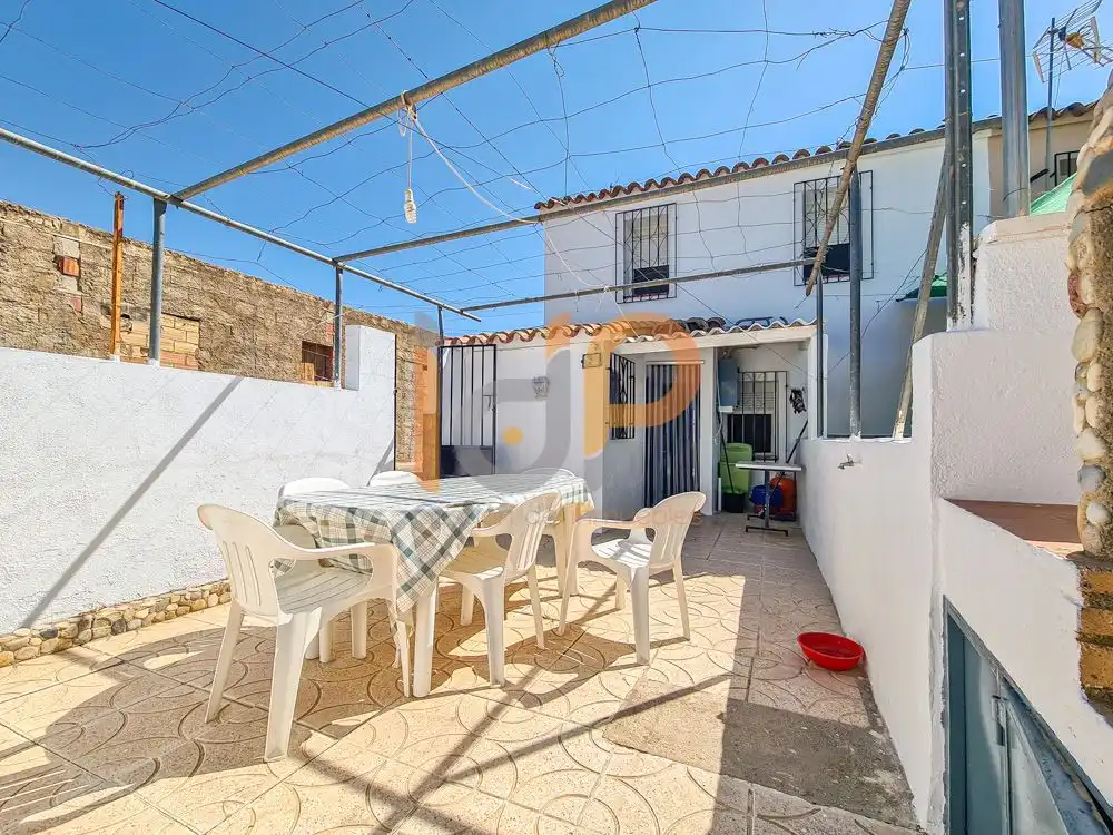 Vista exterior de Casa o chalet en venta en Taberno con Trastero