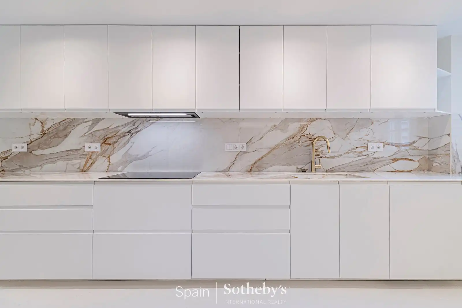 Cocina de Apartamento en venta en Barcelona con Aire acondicionado, Calefacción y Terraza