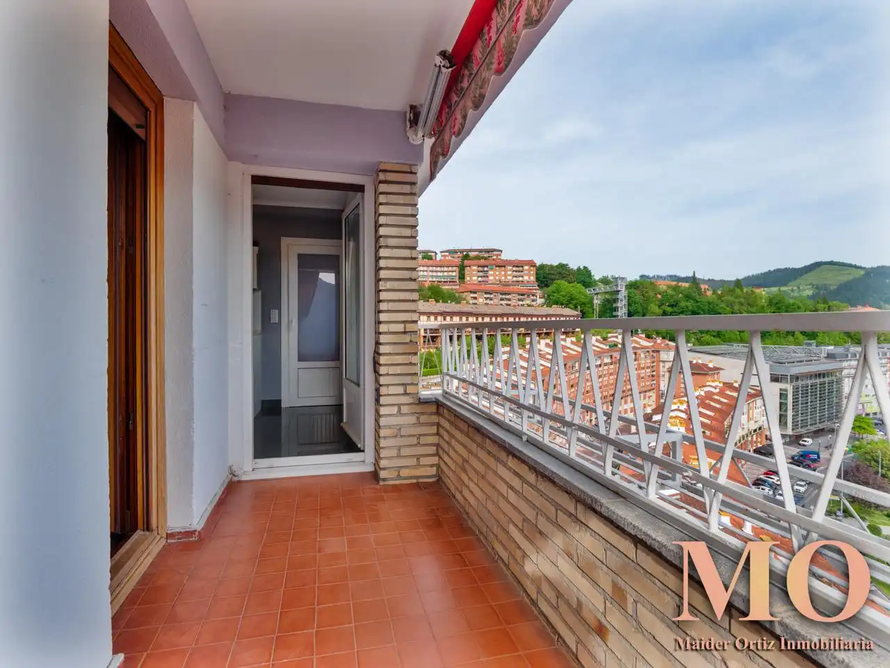 Terraza de Piso en venta en Arrasate / Mondragón con Calefacción, Terraza y Trastero