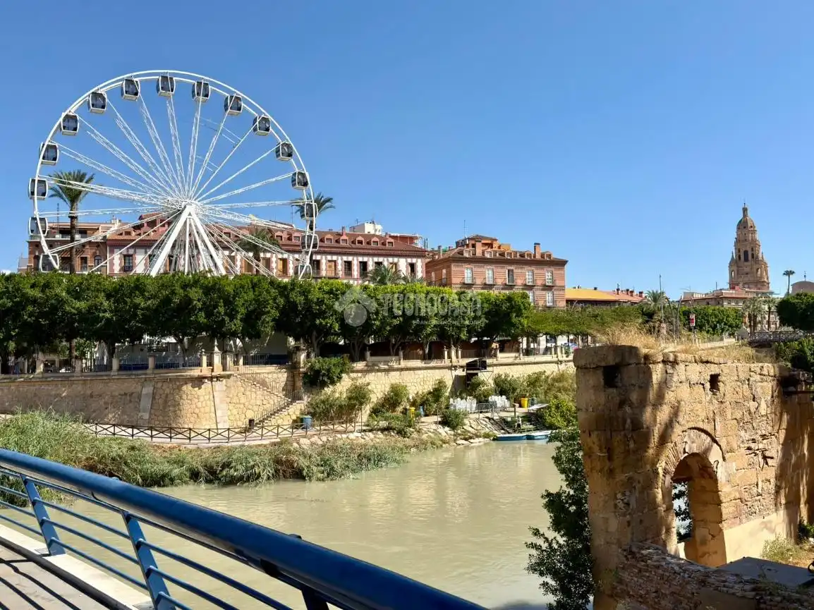 Vista exterior de Piso en venta en Murcia con Calefacción y Terraza