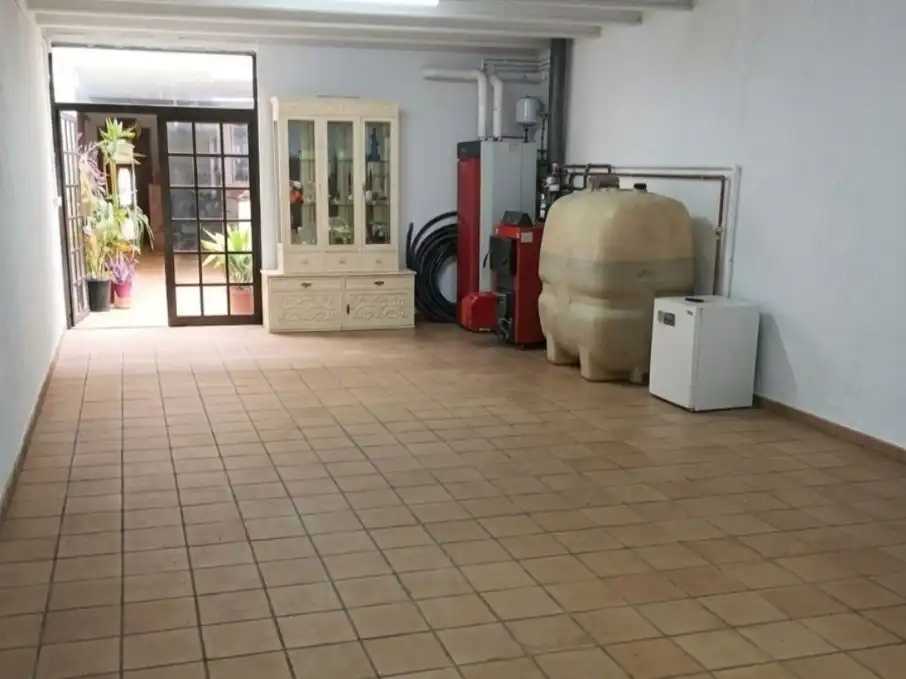 Casa adosada en venta en Abrera, Barcelona