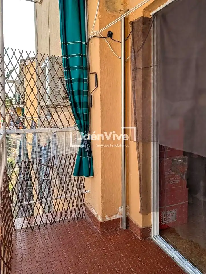 Terrassa de Pis en venda en Linares amb Aire condicionat, Terrassa i Moblat