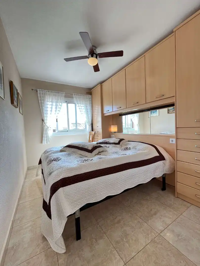 Schlafzimmer von Wohnungen zum Verkauf in Orihuela mit Klimaanlage, Heizung und Schwimmbad