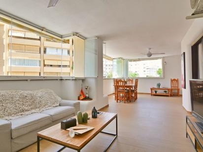 Sala d'estar de Apartament en venda en Fuengirola amb Terrassa i Piscina
