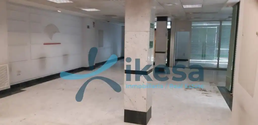 Local en venta en Valdepeñas de Jaén