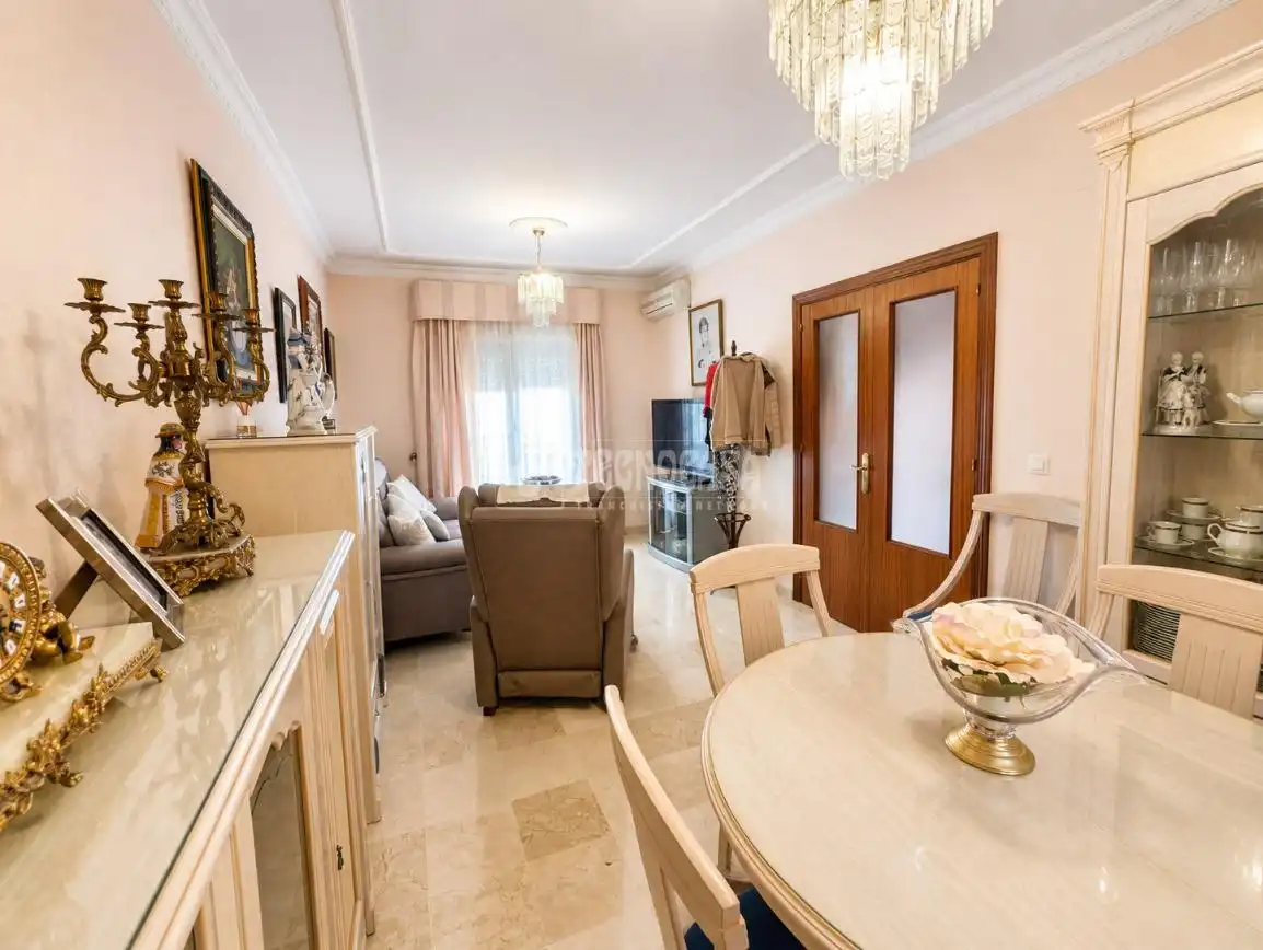Living room of Detached homes for sale in Jerez de la Frontera  with Air Conditioner, Heating and Private garden