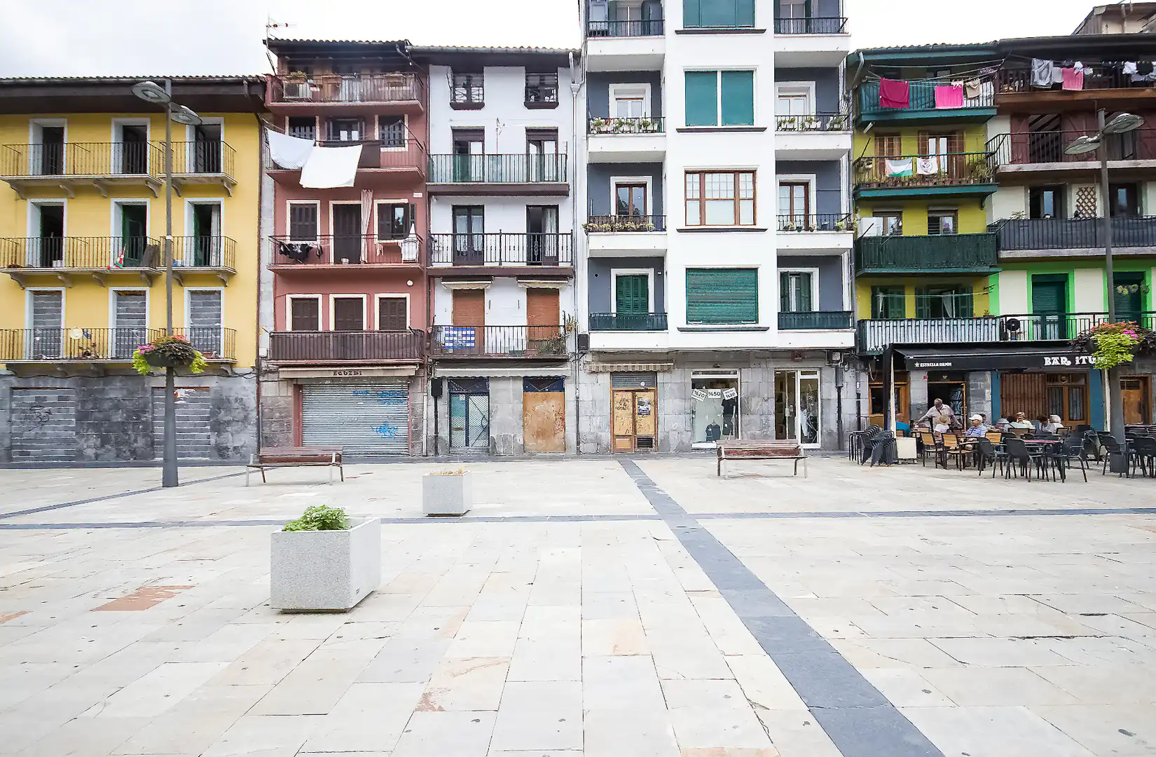 Vista exterior de Local en venta en Tolosa