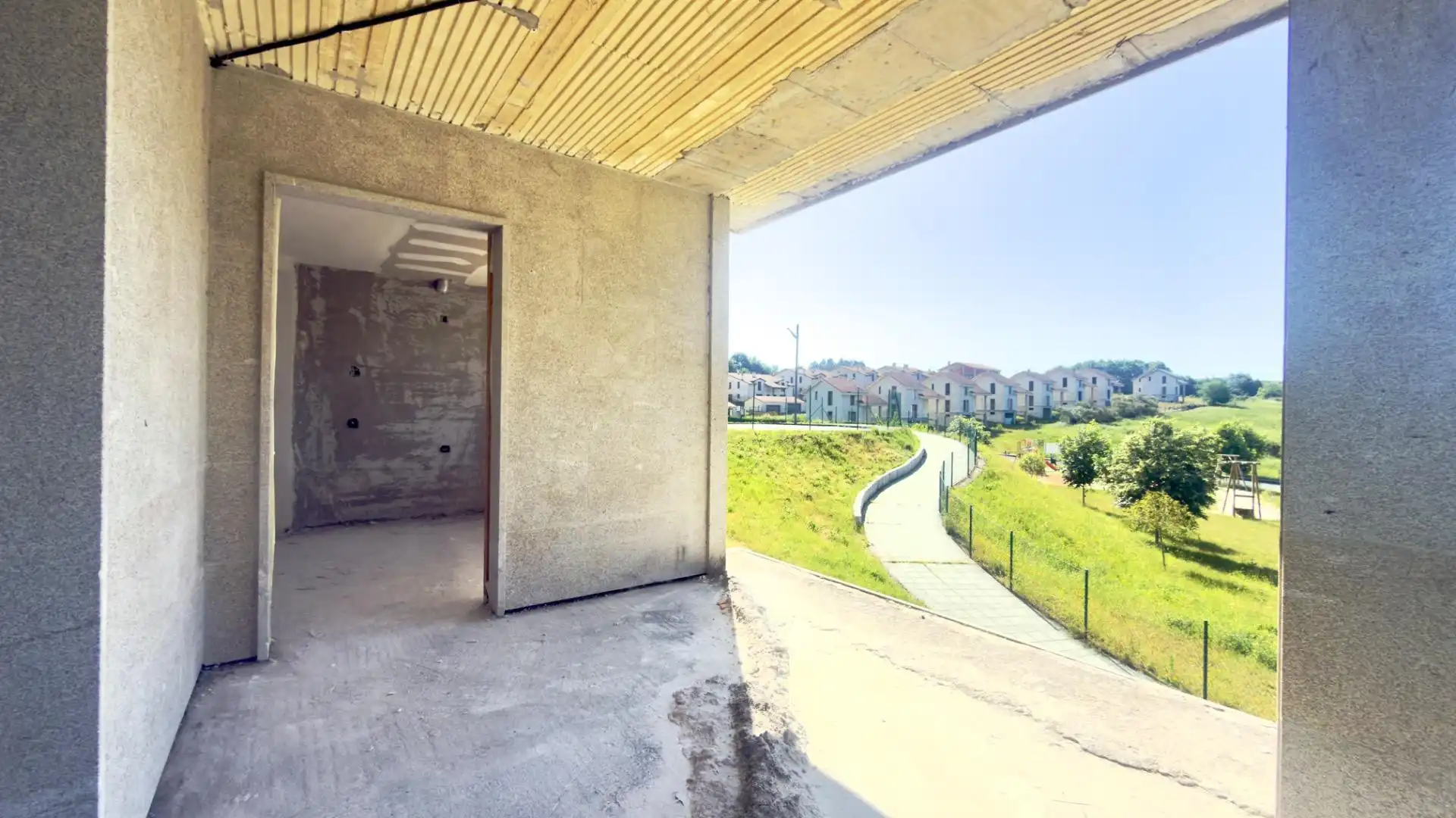 Terraza de Casa adosada en venta en A Merca   con Calefacción, Jardín privado y Terraza