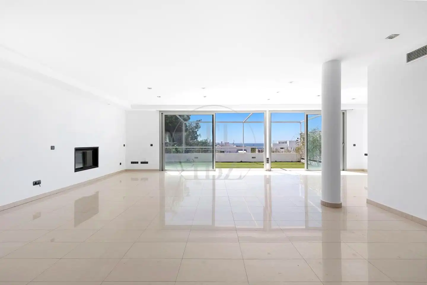 Casa amb terrassa en venda a Corneja, imagen 39