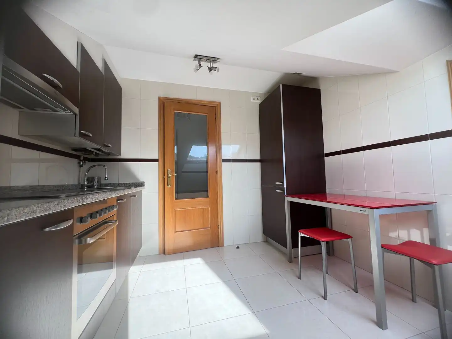Cocina de Piso en venta en Cangas de Onís con Calefacción y Amueblado