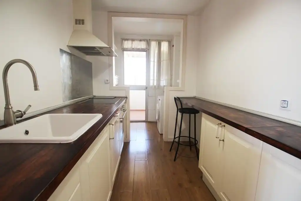 Kitchen of Flat for sale in Jerez de la Frontera  with Air Conditioner and Storage room