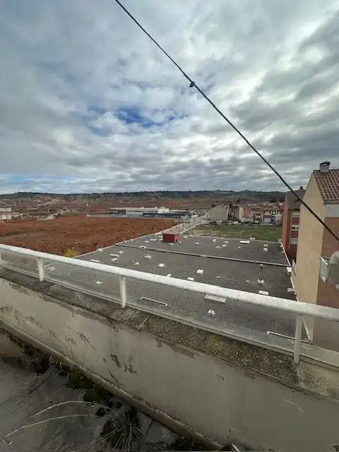 Außenansicht von Dachboden zum Verkauf in Cenicero mit Heizung und Terrasse
