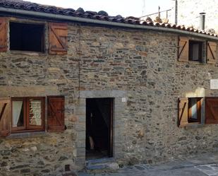 Vista exterior de Casa o xalet en venda en Pardines amb Balcó