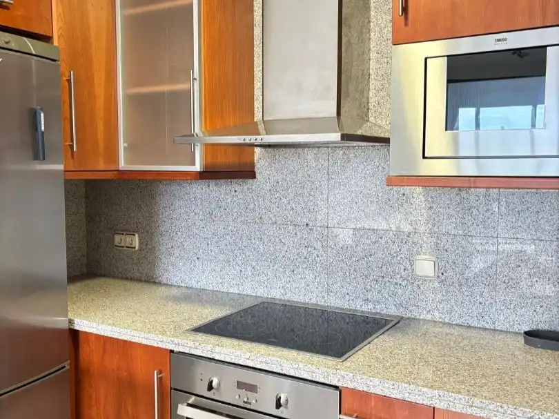 Appartamento con piscina in vendita a Carrer Barcelona 12, imagen 5