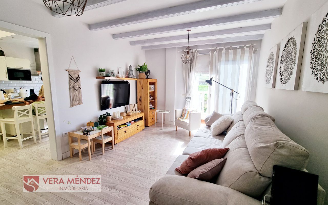 Living room of Flat for sale in Los Realejos  with Storage room and Balcony