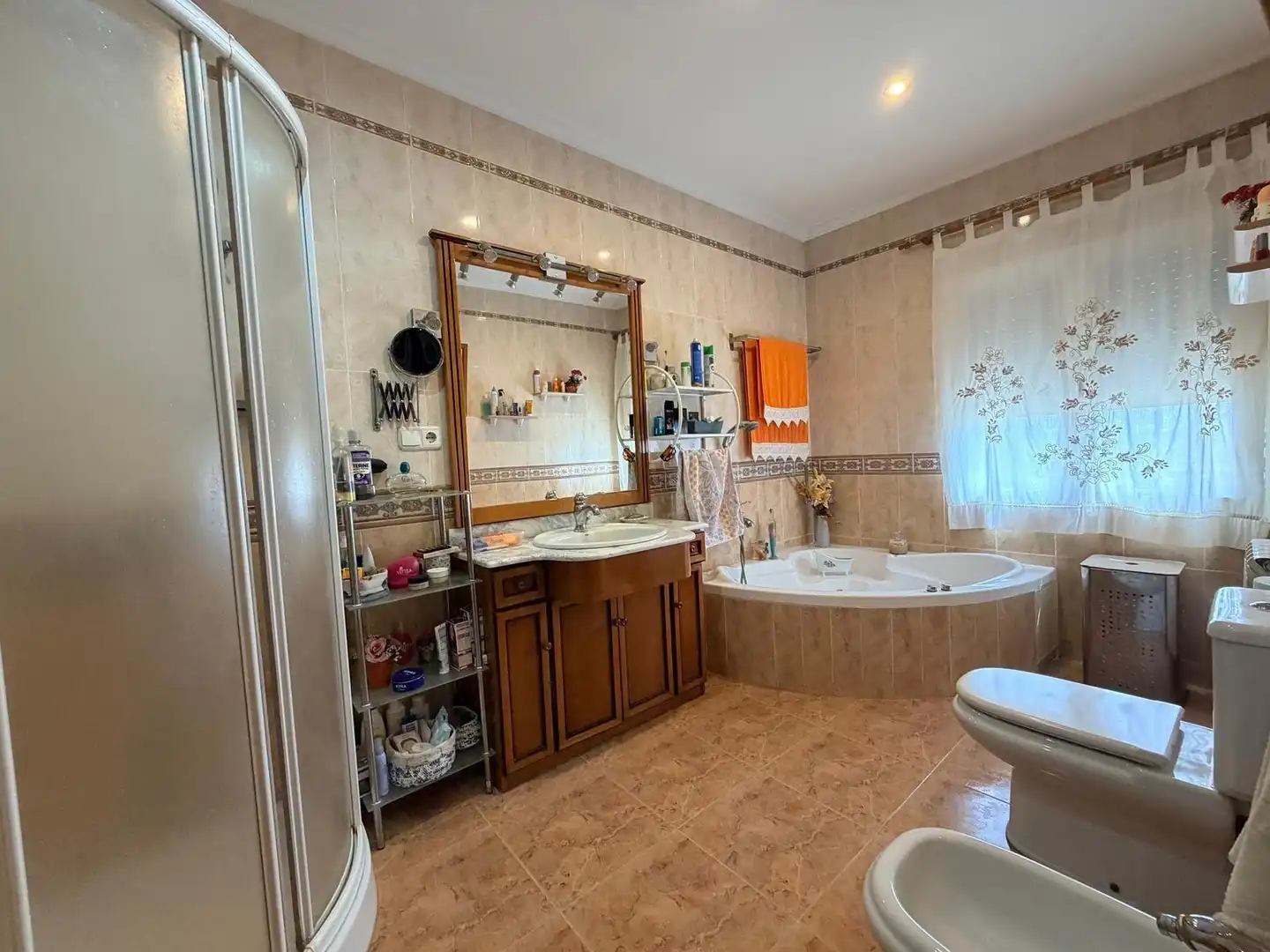 Bathroom of Houses for sale in Elche / Elx  with Air Conditioner, Heating and Private garden