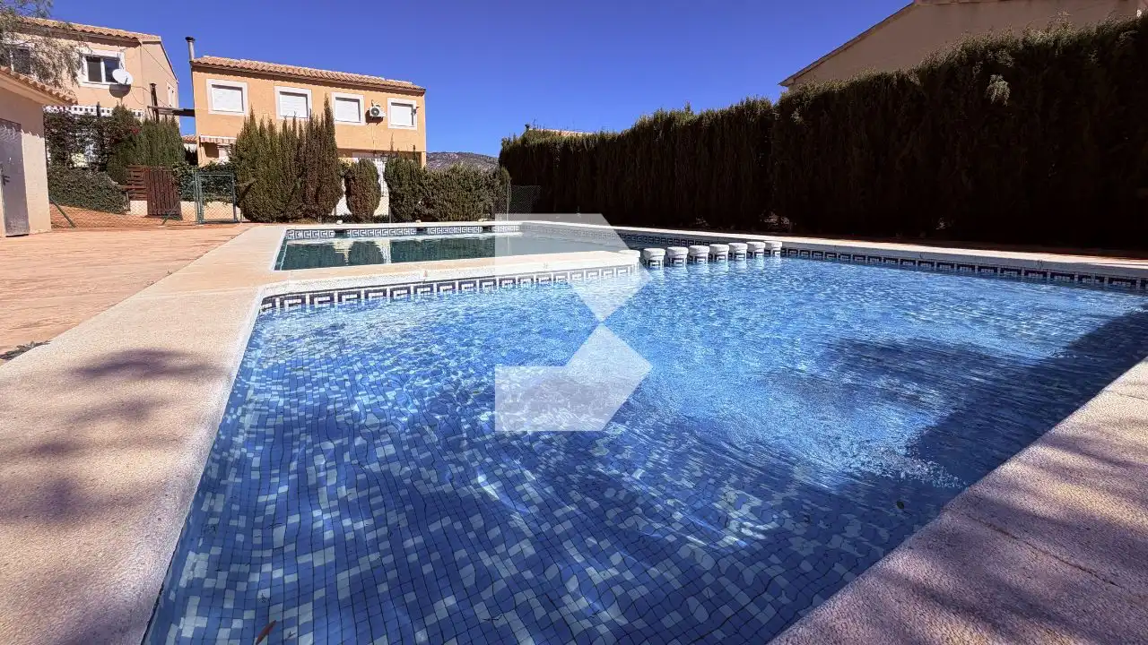 Piscina de Casa o xalet en venda en Aigües amb Aire condicionat i Moblat
