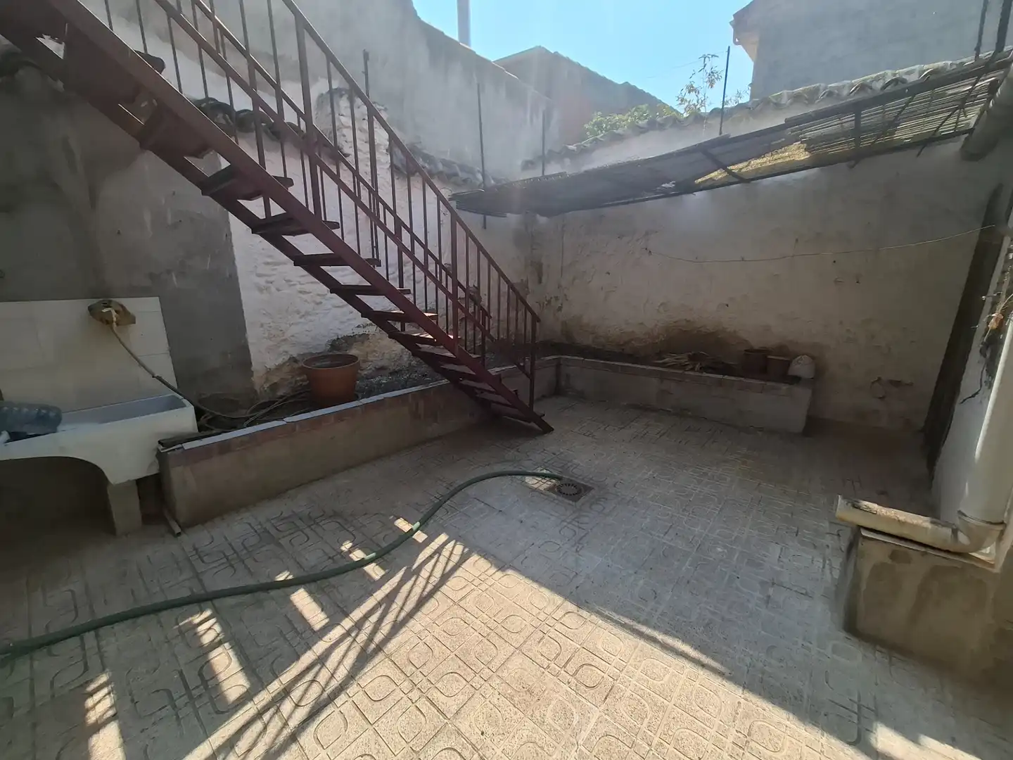 Casa adosada en venta en Carrión de Calatrava con Calefacción, Terraza y Trastero