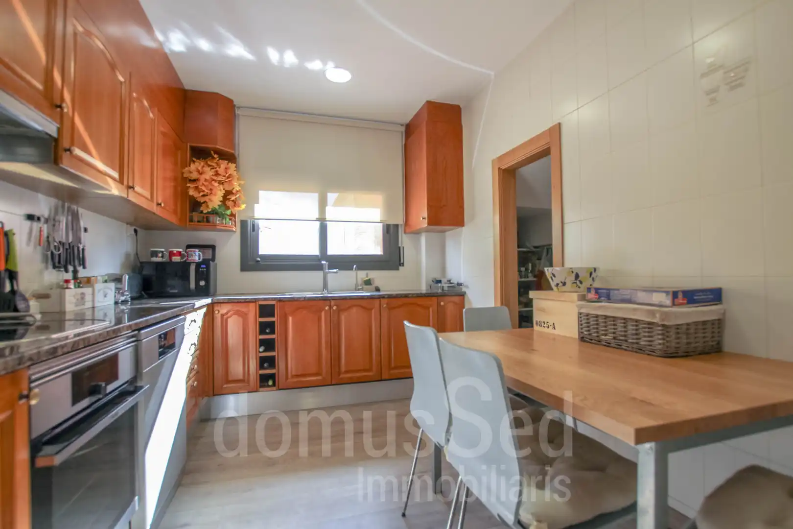 Kitchen of Detached homes for sale in El Masnou  with Air Conditioner, Heating and Terrace