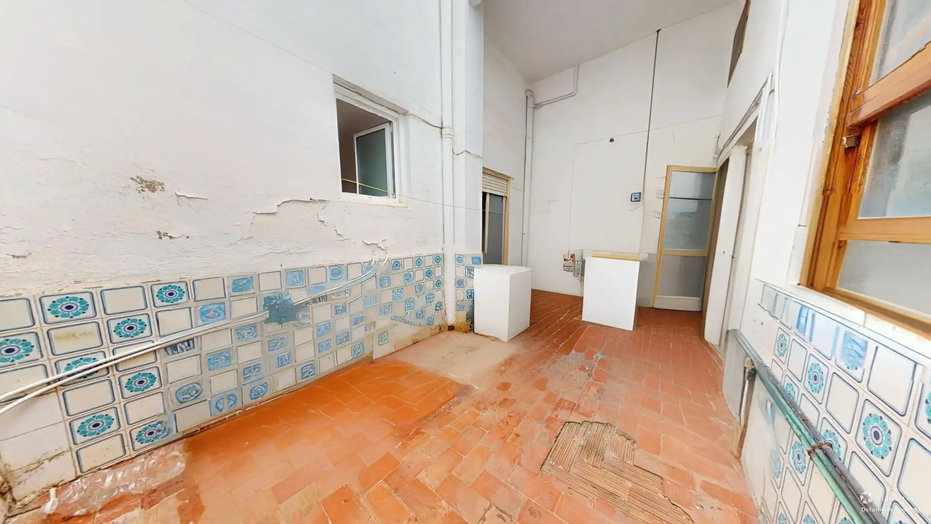 Planta baja en venta en Elda