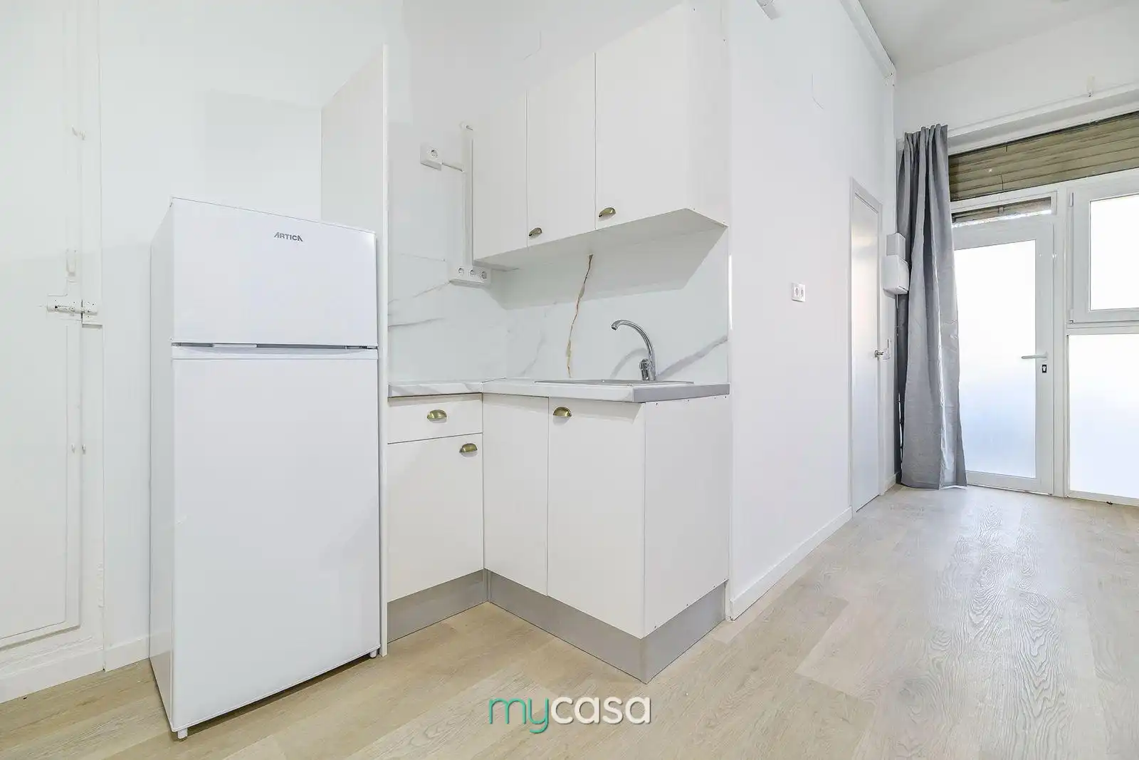 Cuina de Loft en venda en Barberà del Vallès amb Aire condicionat, Parquet i Moblat