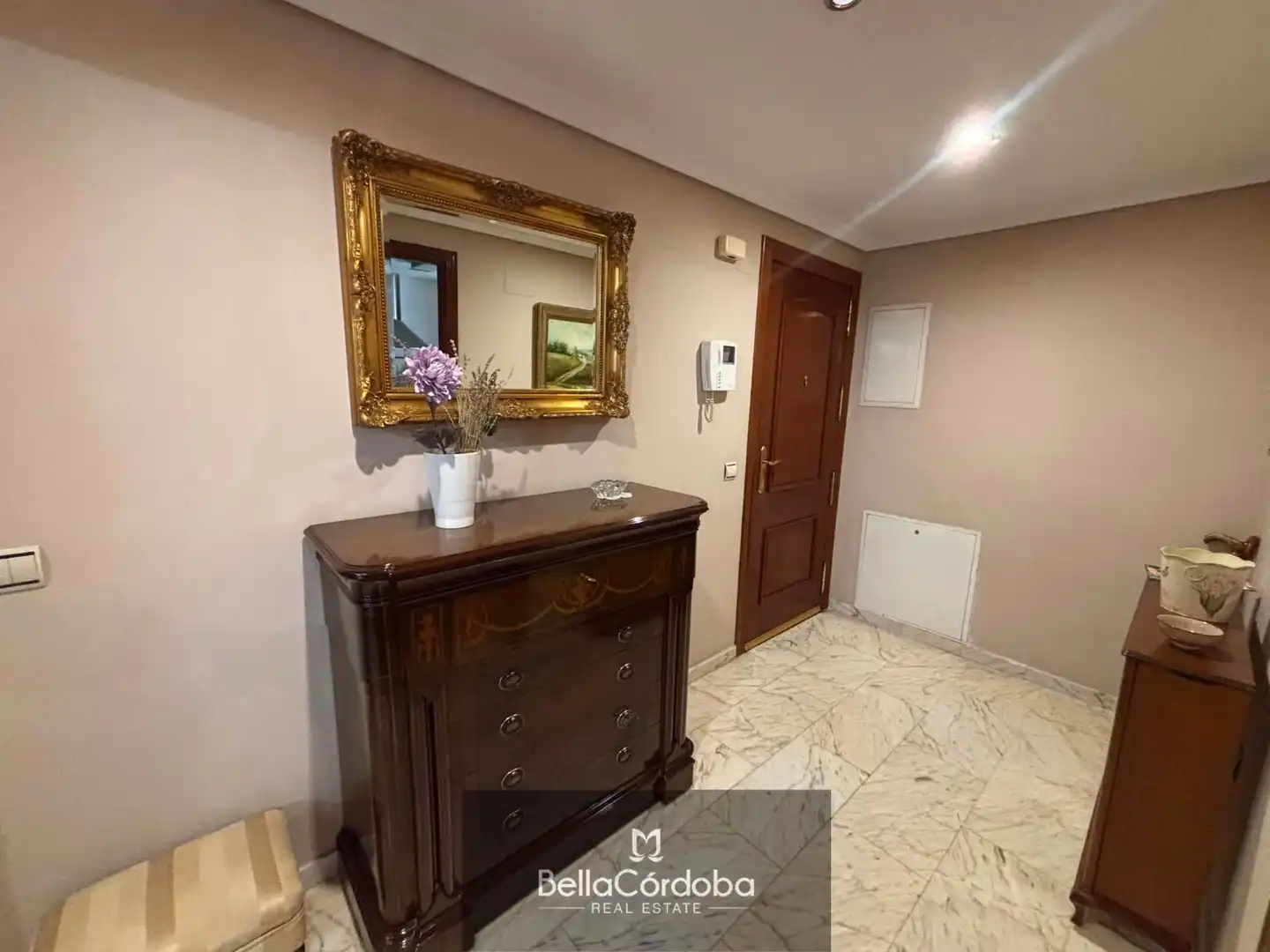 Piso con ascensor en venta en Poniente-Sur, imagen 3