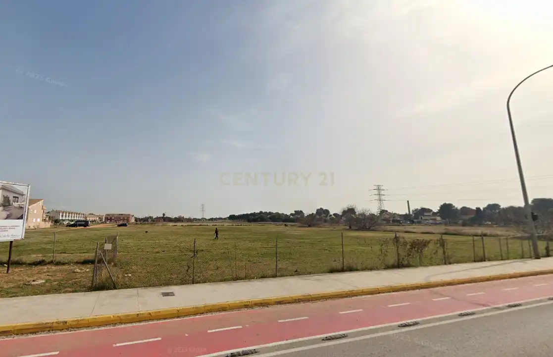 Terreno industrial en venta en Paiporta