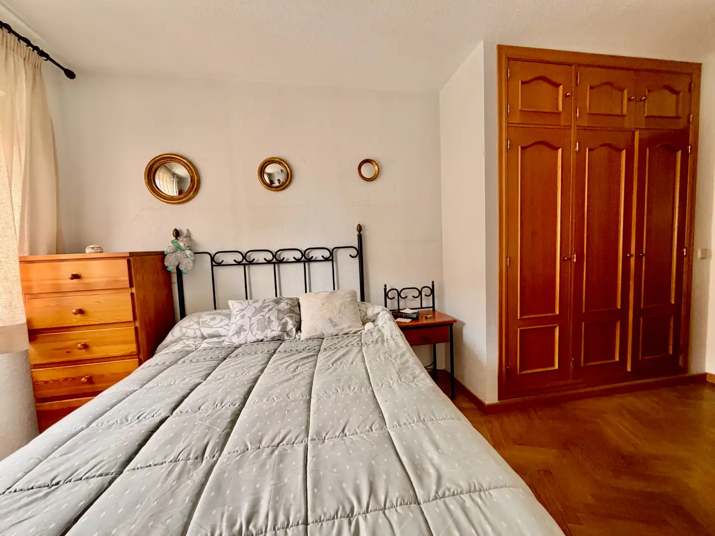 Bedroom of Flat for sale in Madrid  with Air Conditioner, Heating and Parquet flooring