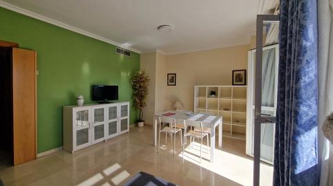Foto 4 von Wohnung zur Miete in El Plantinar – Avda. La Paz - El Juncal,  Sevilla Capital