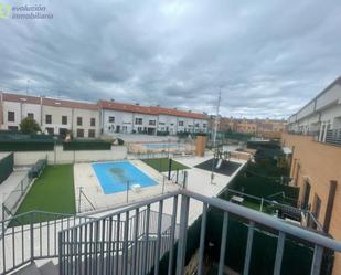 Exterior view of Duplex for sale in Alfoz de Quintanadueñas