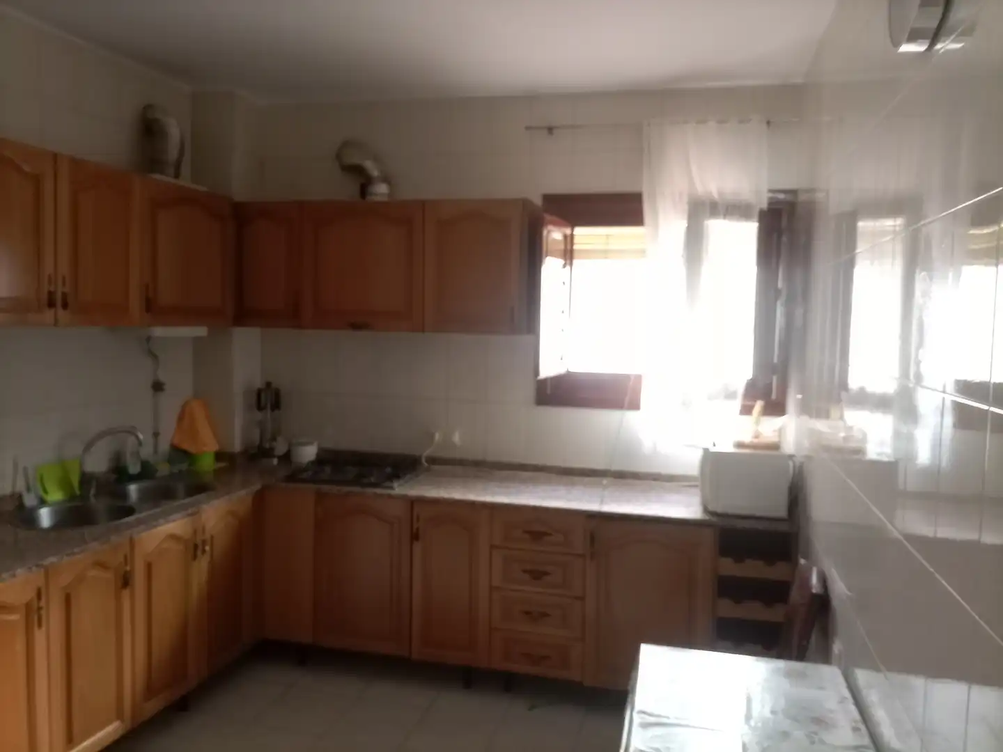 Cuina de Casa o xalet en venda en Alpujarra de la Sierra amb Aire condicionat, Calefacció i Jardí privat