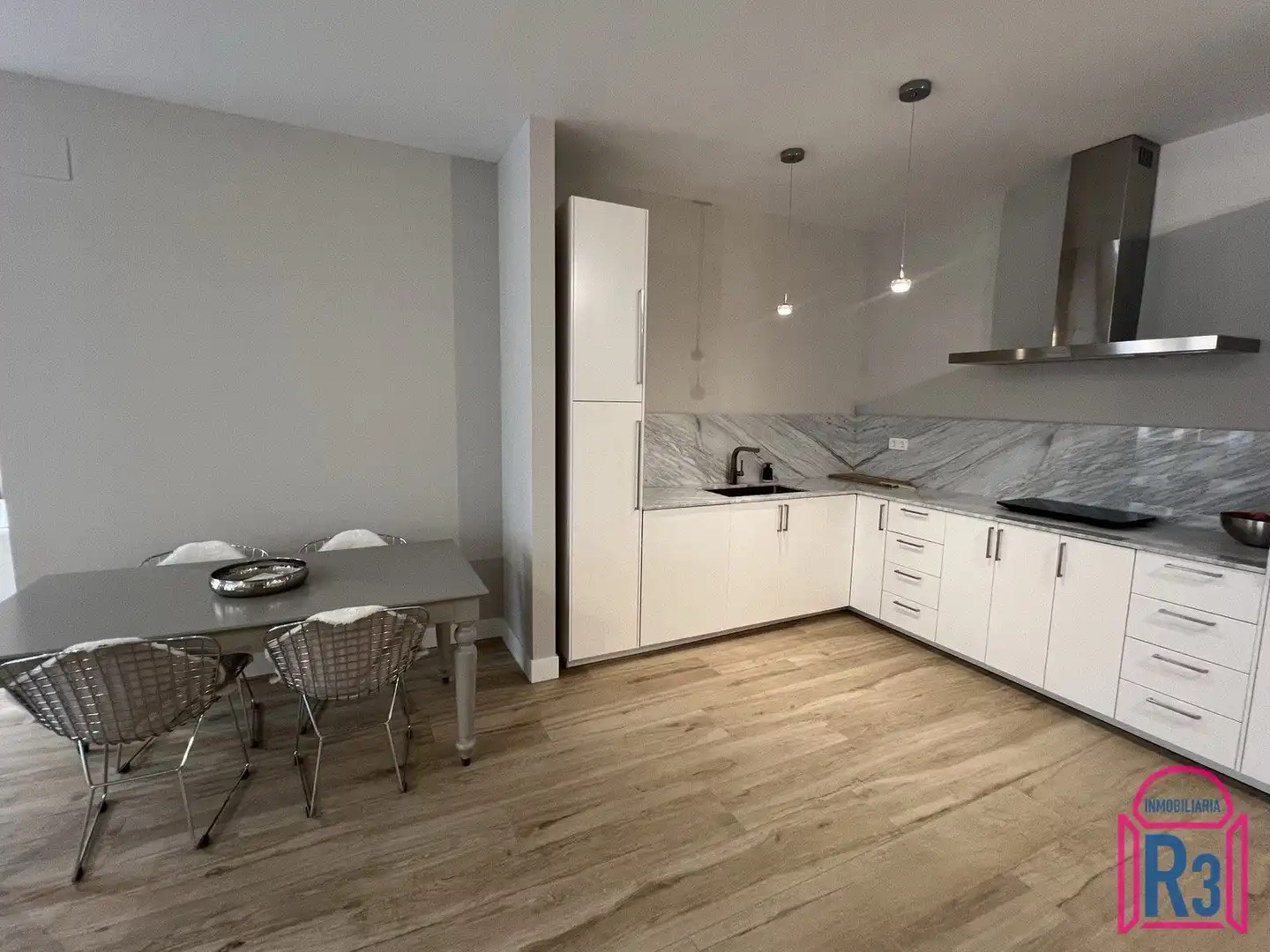 Kitchen of Apartments for sale in León Capital   with Heating, Terrace and Storage room