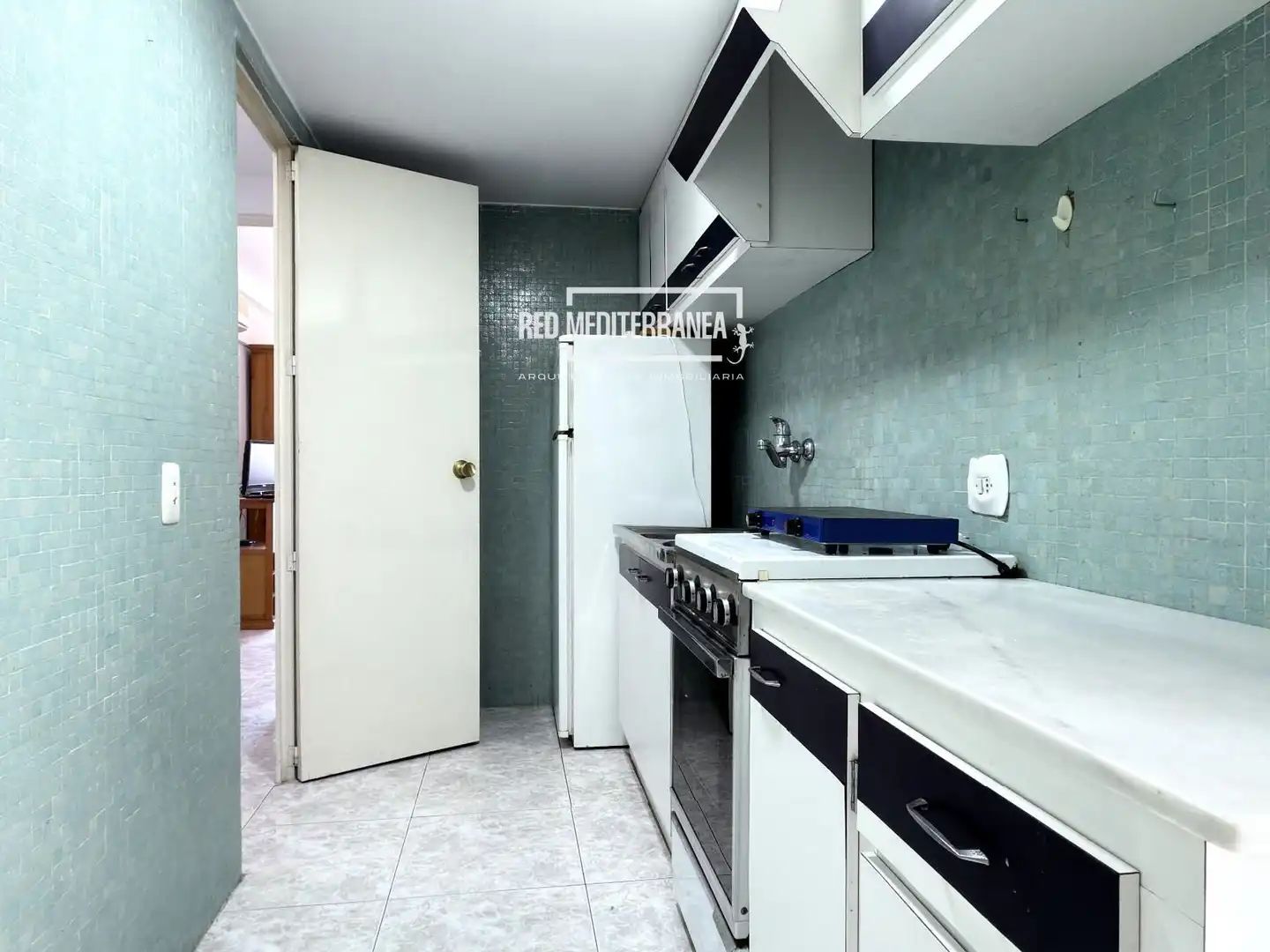 Küche von Wohnung zum Verkauf in Gandia mit Klimaanlage, Heizung und Terrasse