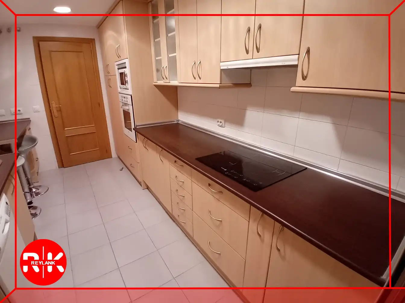 Cocina de Piso de alquiler en Madrid con Aire acondicionado, Calefacción y Trastero
