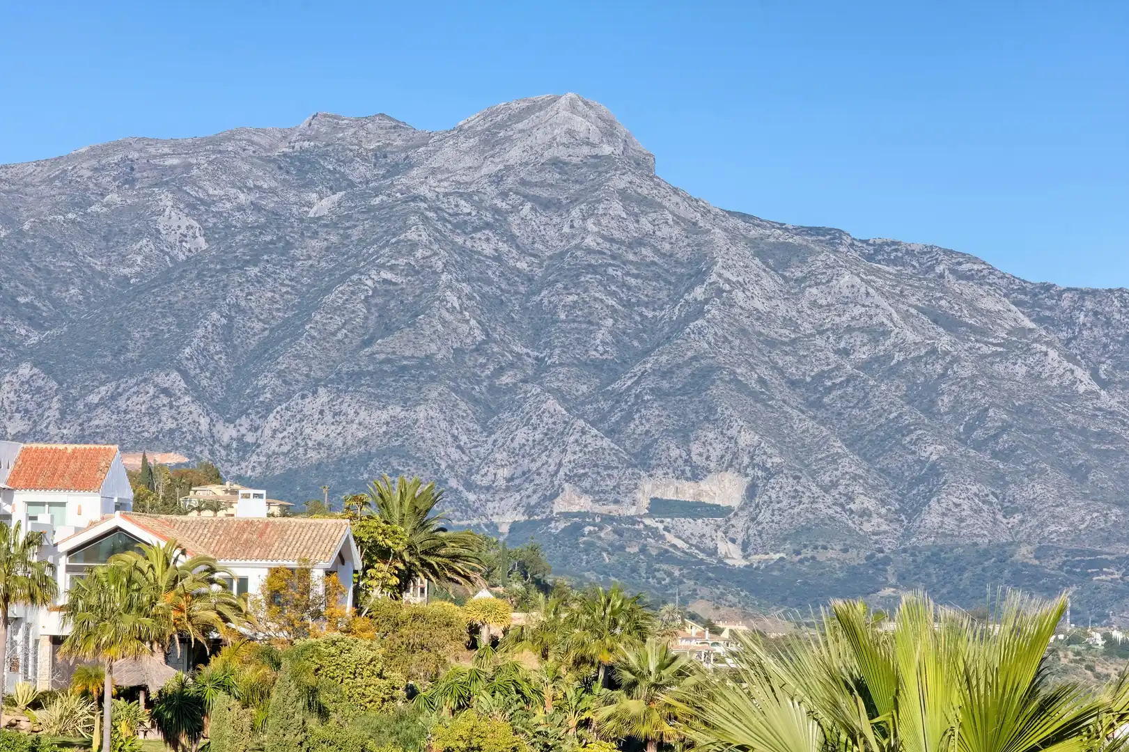 Chalet con terraza en venta en Los Arqueros  - Puerto del Almendro, imagen 35