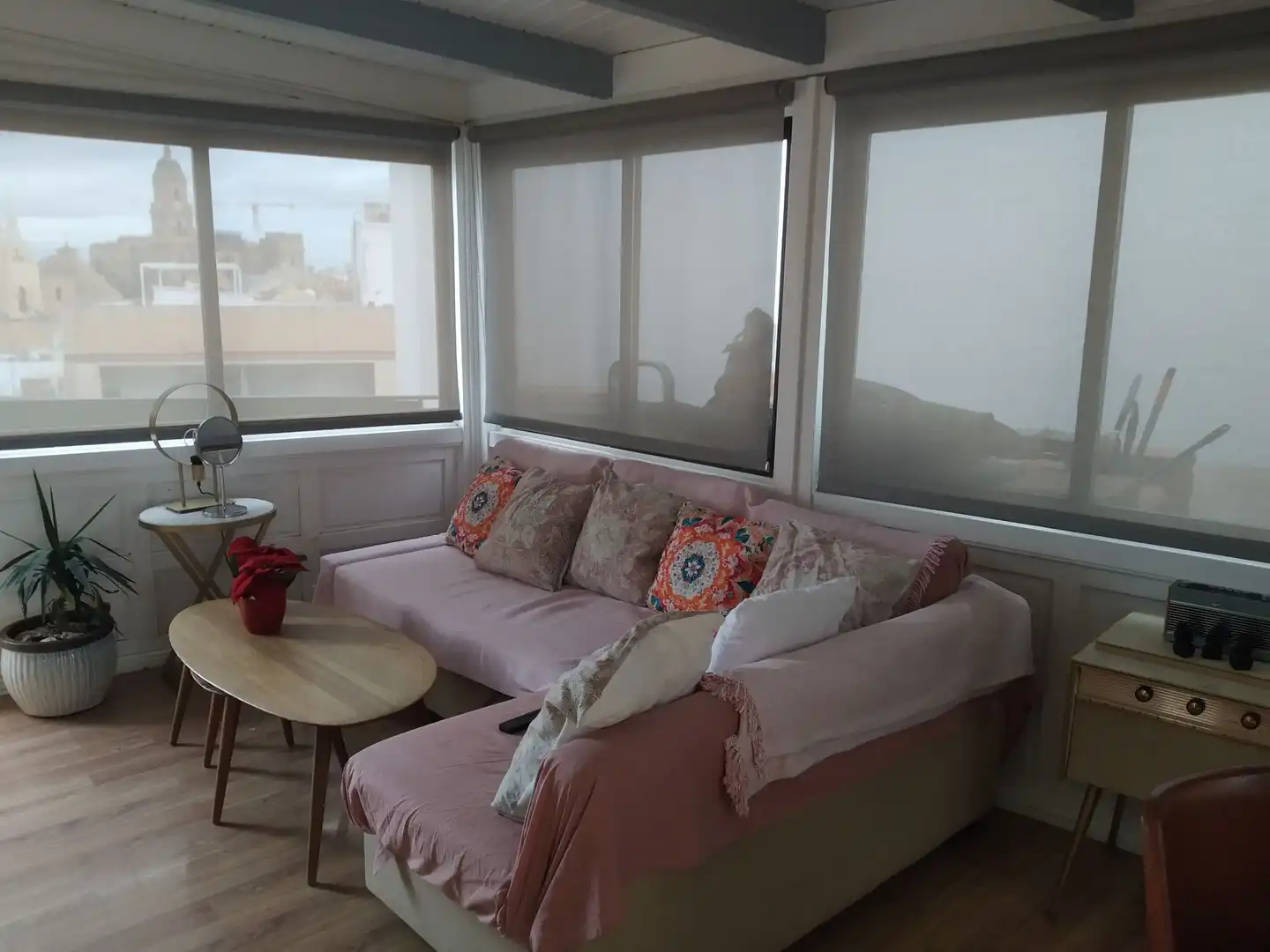 Terrasse von Dachboden zur Miete in Málaga mit Klimaanlage, Terrasse und Möbliert