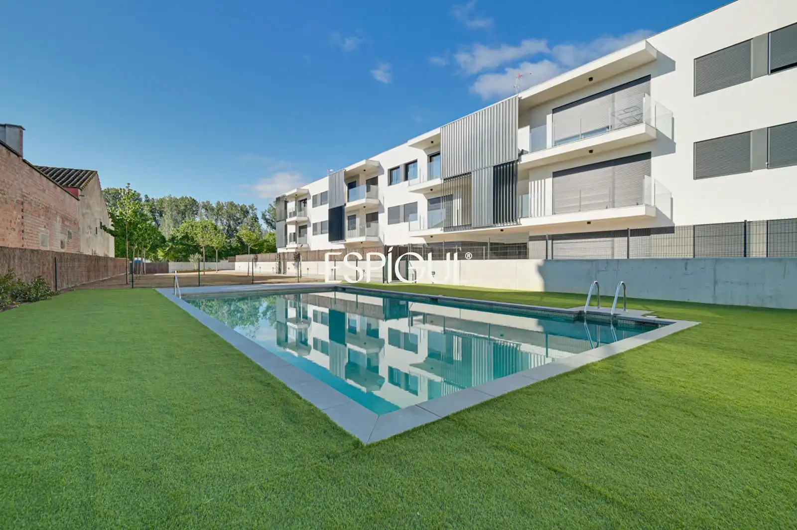 Schwimmbecken von Wohnung zur Miete in Girona mit Klimaanlage, Heizung und Terrasse