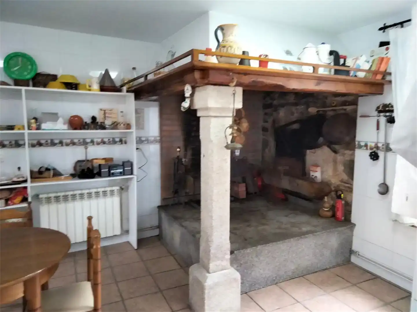 Cocina de Casa o chalet en venta en Irixoa con Jardín privado, Trastero y Amueblado