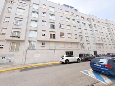 Apartament amb ascensor en venda a Zona Alta