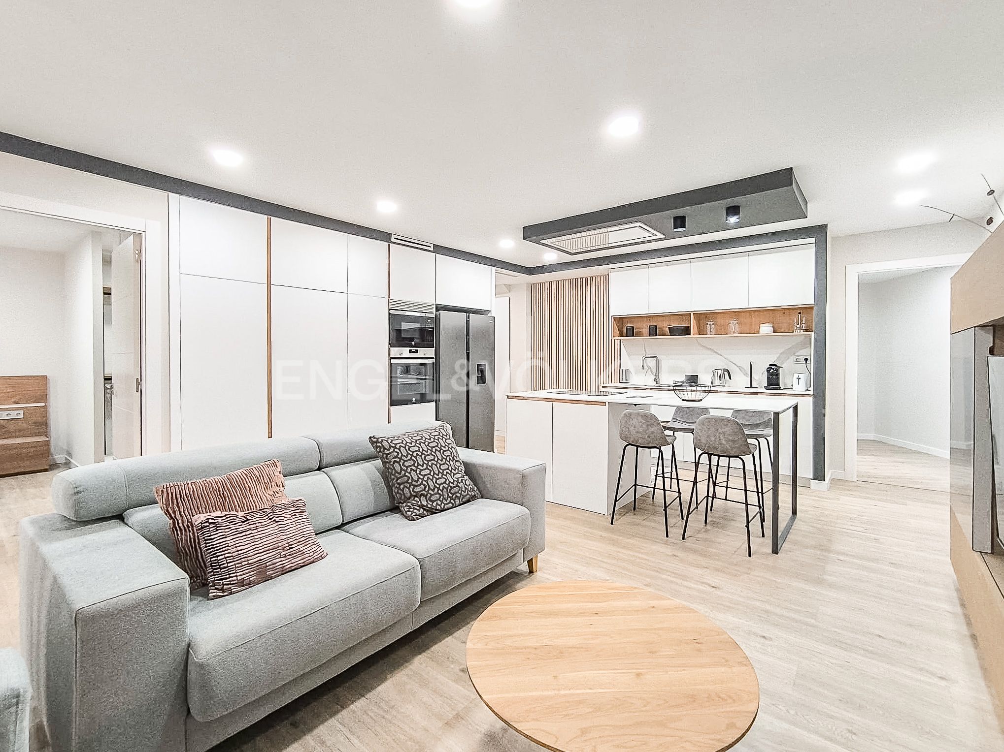 Sala d'estar de Dúplex de lloguer en  Barcelona Capital amb Aire condicionat, Calefacció i Moblat