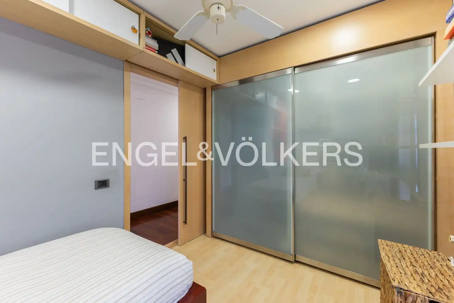 Habitación de Casa o chalet en venta en Castellón de la Plana / Castelló de la Plana con Aire acondicionado, Calefacción y Jardín privado