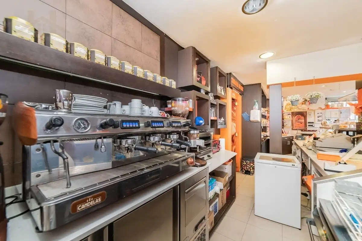 Cocina de Local en traspaso en Guadarrama con Amueblado y Alarma