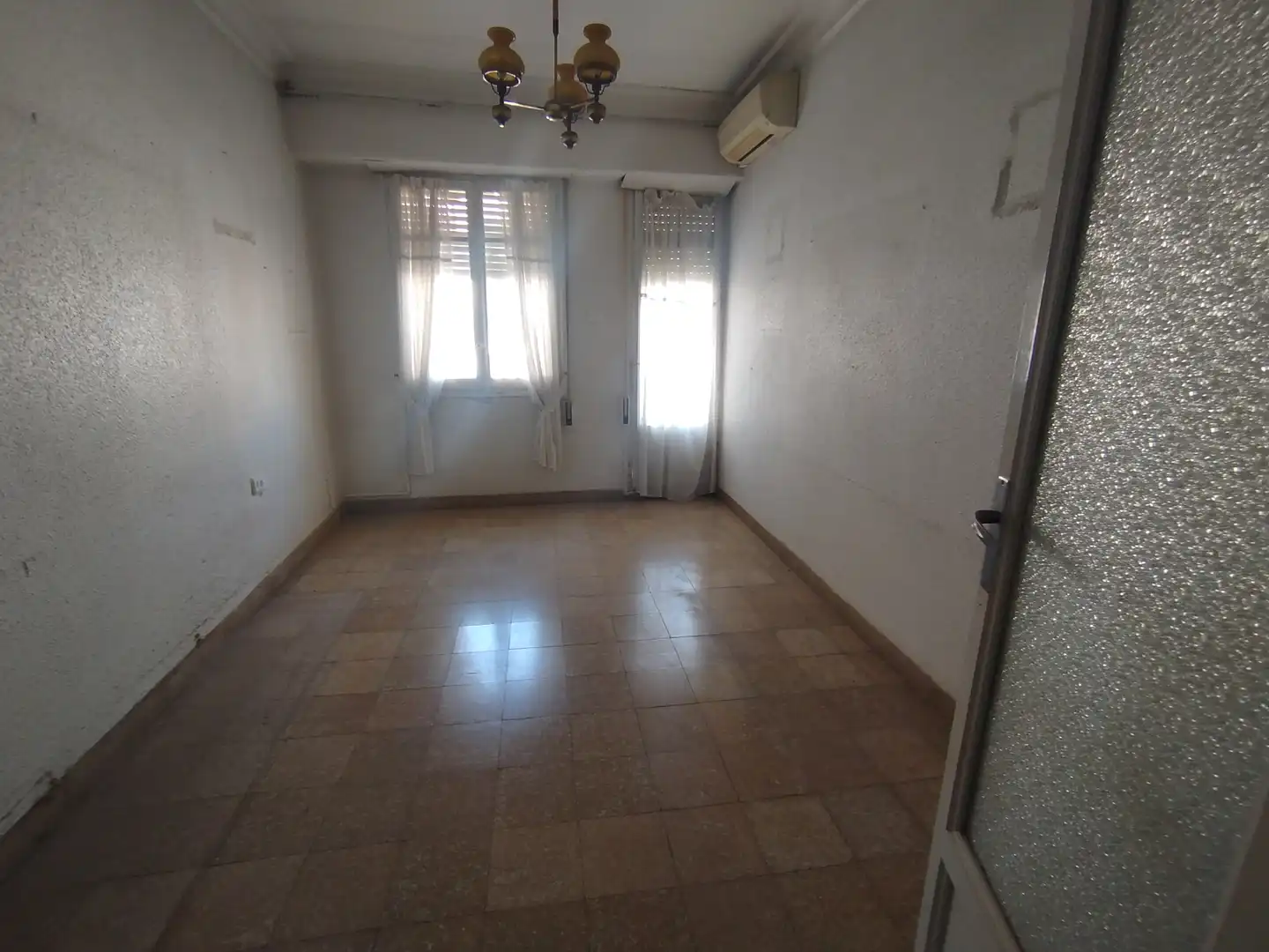 Schlafzimmer von Wohnung zum Verkauf in Castellón de la Plana / Castelló de la Plana mit Terrasse und Balkon