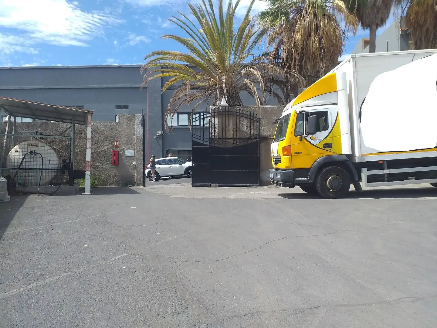 Parking de Nave industrial de alquiler en San Cristóbal de la Laguna