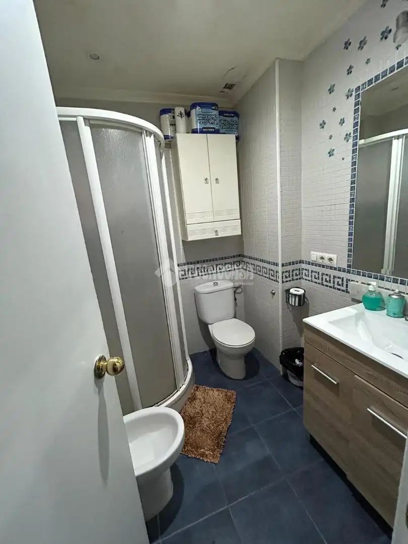 Bathroom of Flat for sale in Sevilla