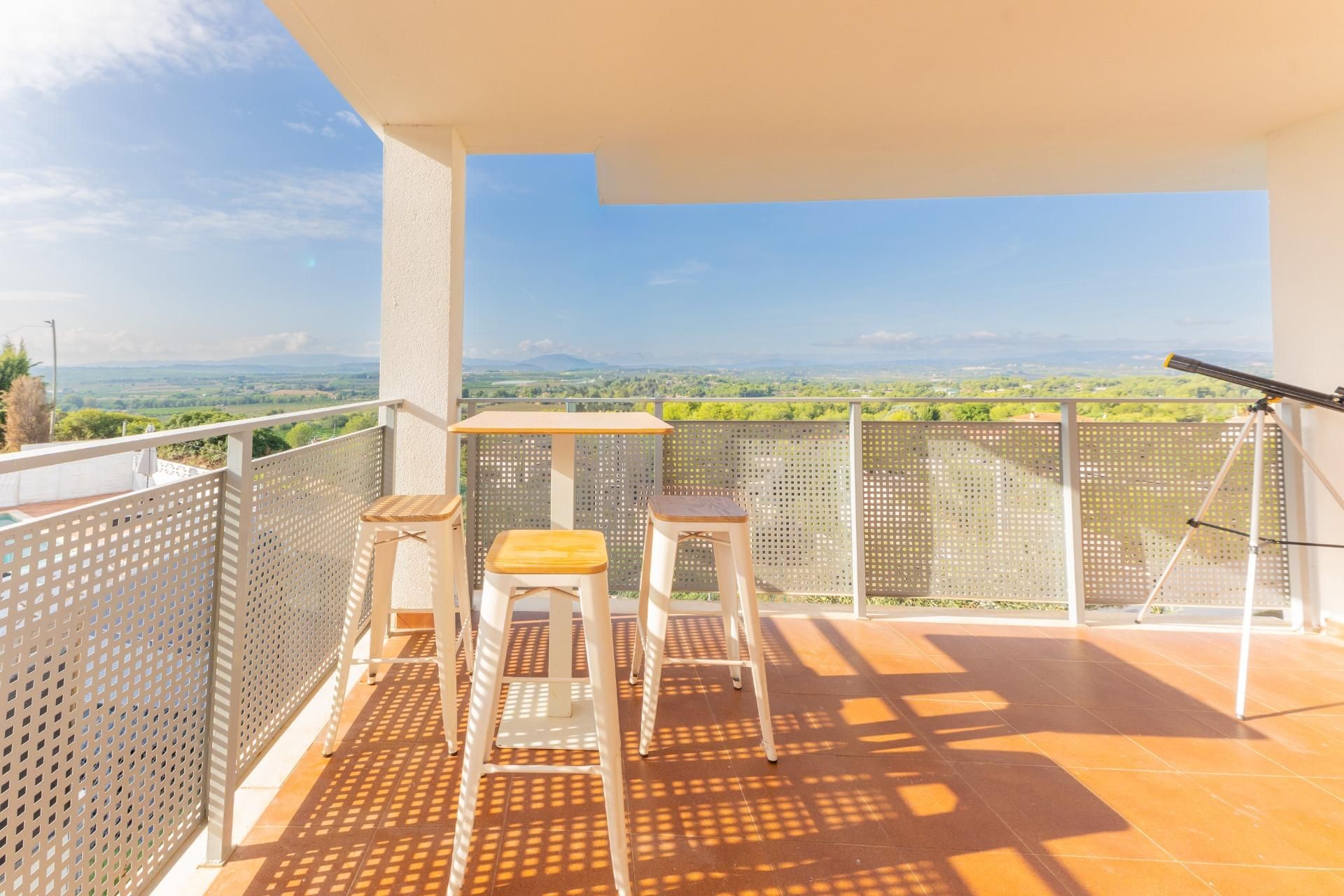Terrassa de Casa o xalet en venda en Torrent amb Aire condicionat, Jardí privat i Terrassa
